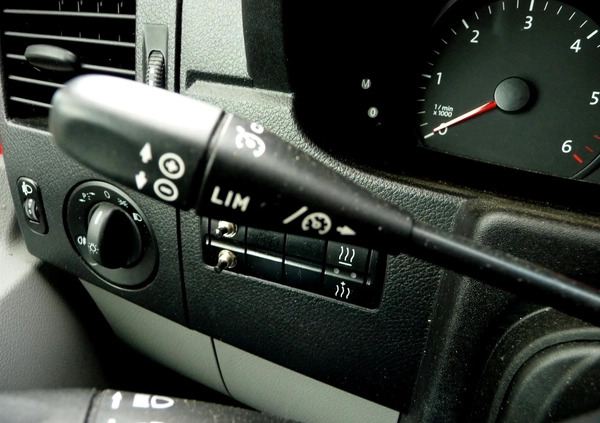 Volkswagen Crafter cena 94900 przebieg: 42000, rok produkcji 2015 z Syców małe 742